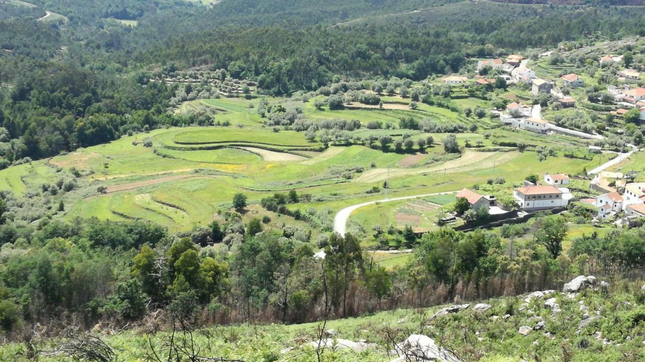 Villa Charme Da Montanha à Montaria Extérieur photo
